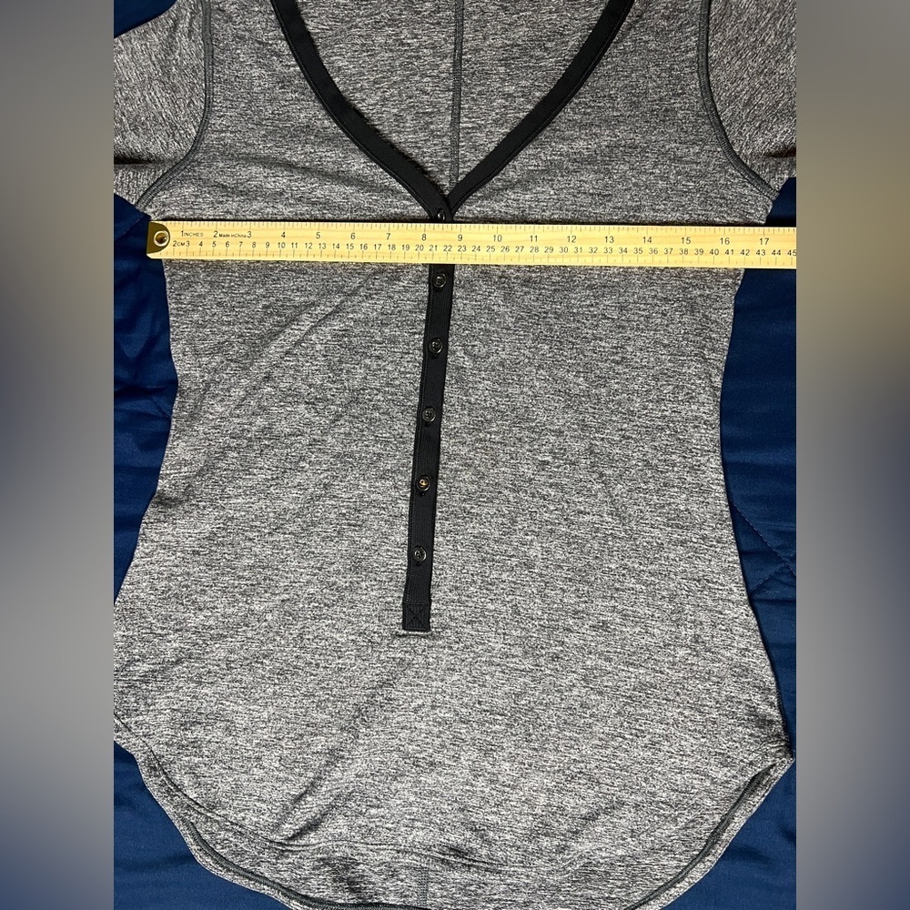 Lululemon Awesoma Henley long-sleeve shirt - Picture 3 of 5